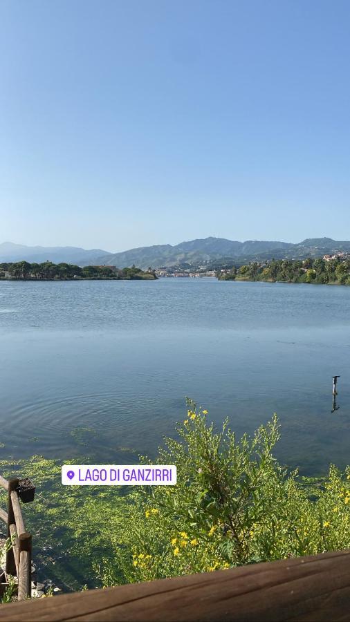 Tra mare e lago Torre di Faro Exterior foto